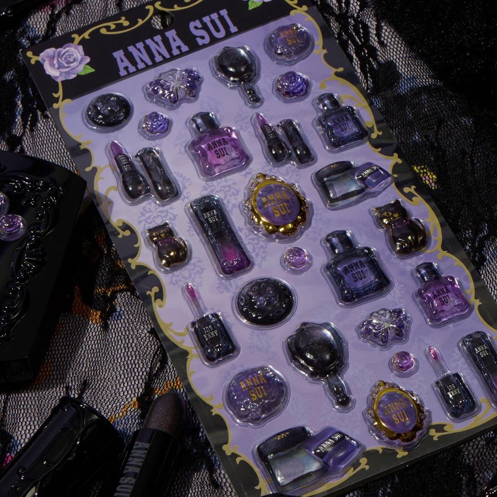 ANNA SUI original sticker新作のパッケージとコスメ・蝶・黒猫TiTiのぷっくり立体シール