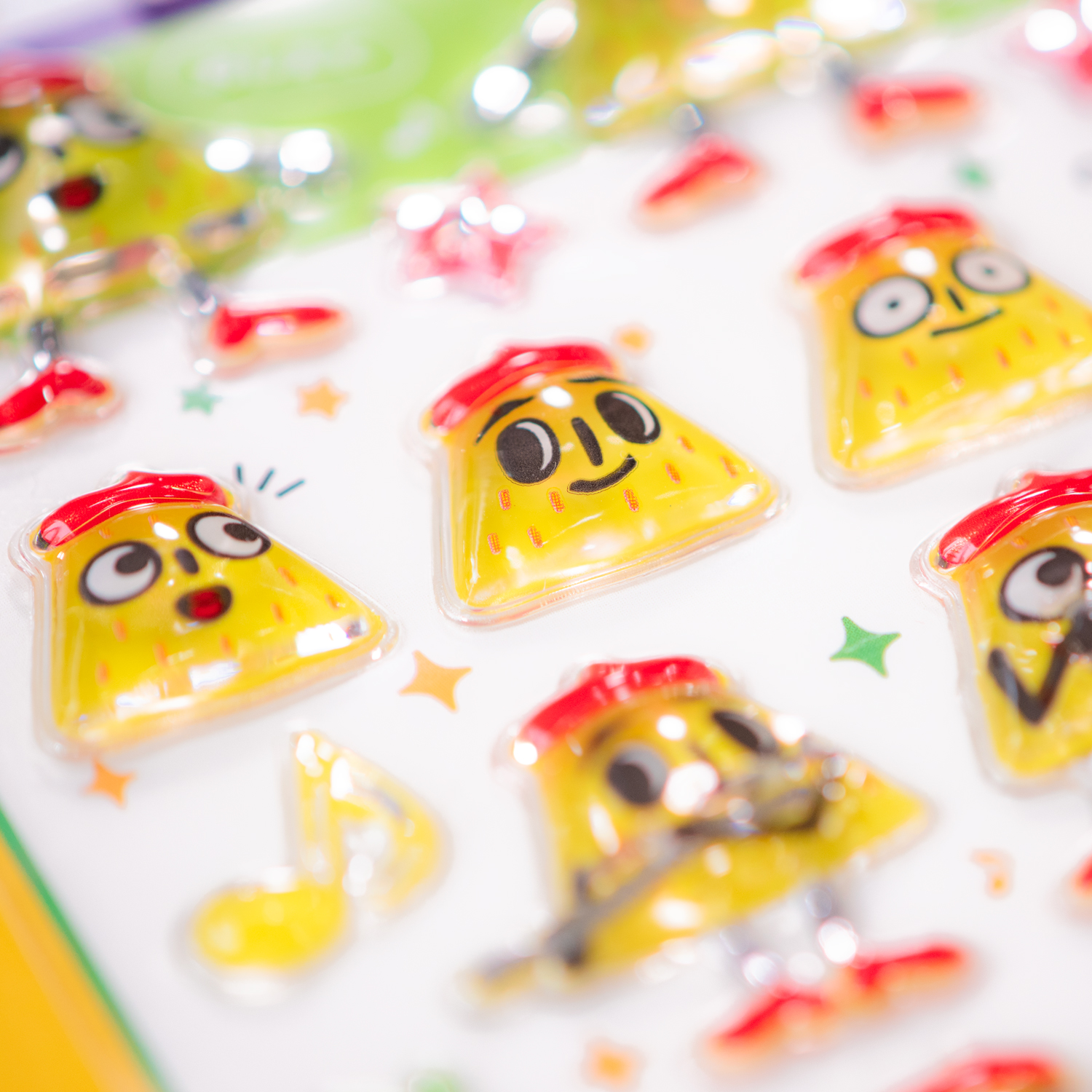 ポリンキーぽてっとシールの接写。ぷっくりした立体感とツヤ感がわかる写真