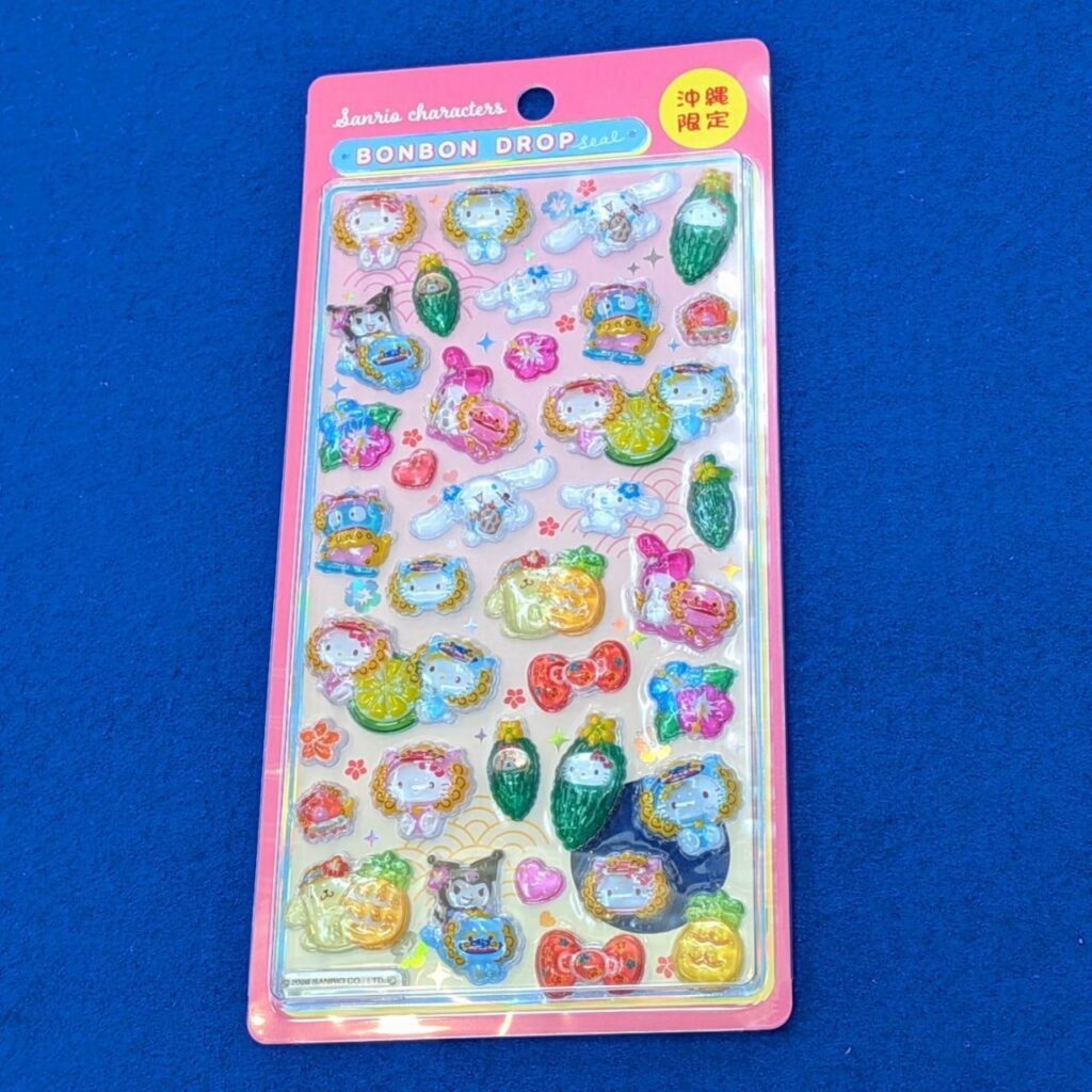沖縄限定サンリオキャラクターズ ボンボンドロップシールのシーサーデザイン